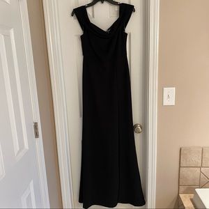 Black Lulu’s Off the Shoulder Long Evening Gown with side slit. Medium